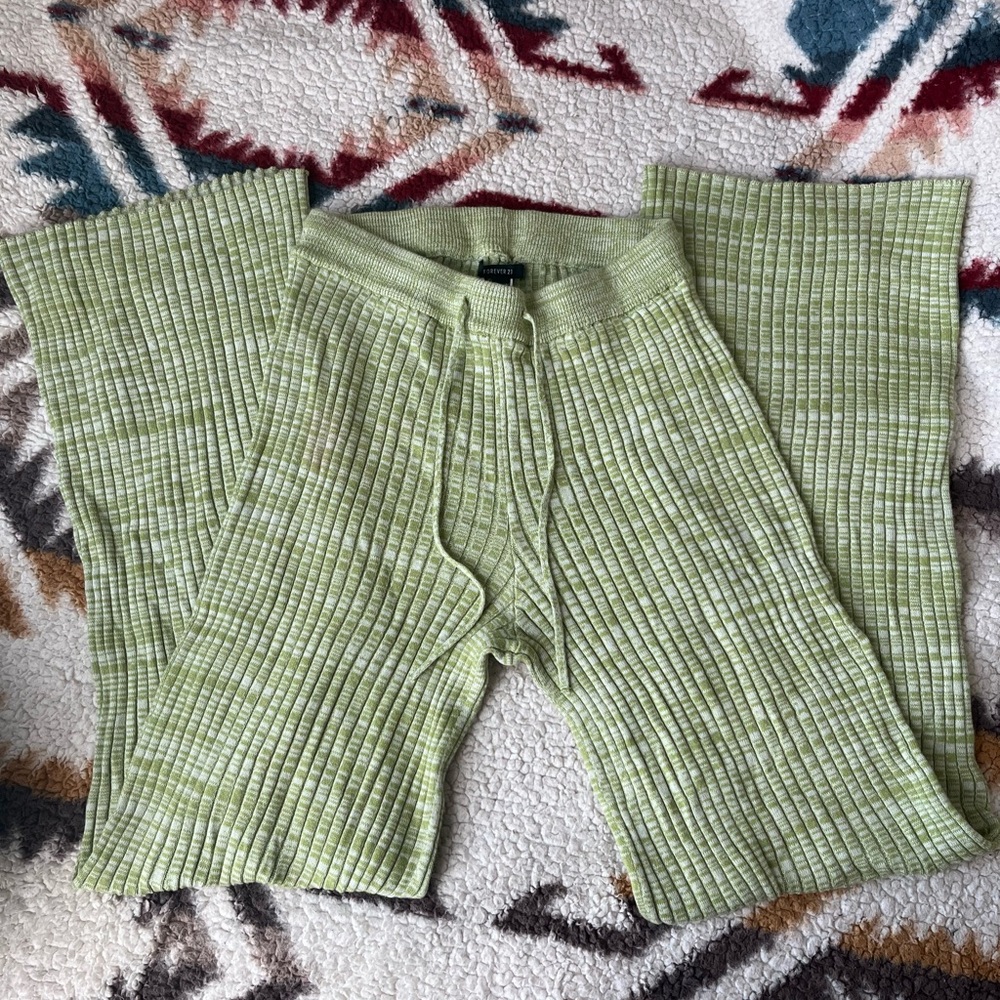 Forever 21 like green loungewear pants